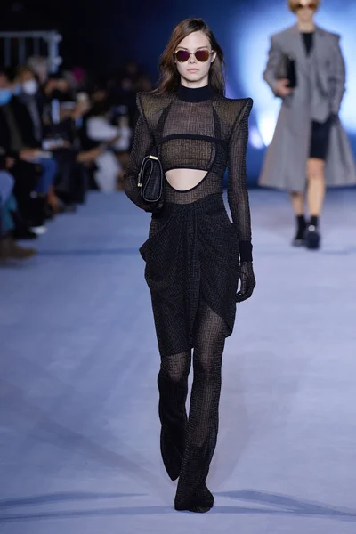 Look 122